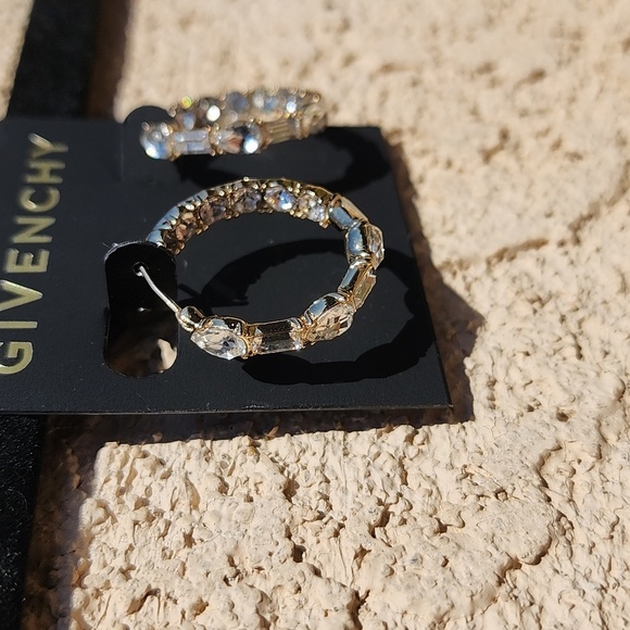 New Givenchy Small Baguette & Pear-Shape Crystal Hoop Earrings, 0.78, NWT - Picture 4 of 9